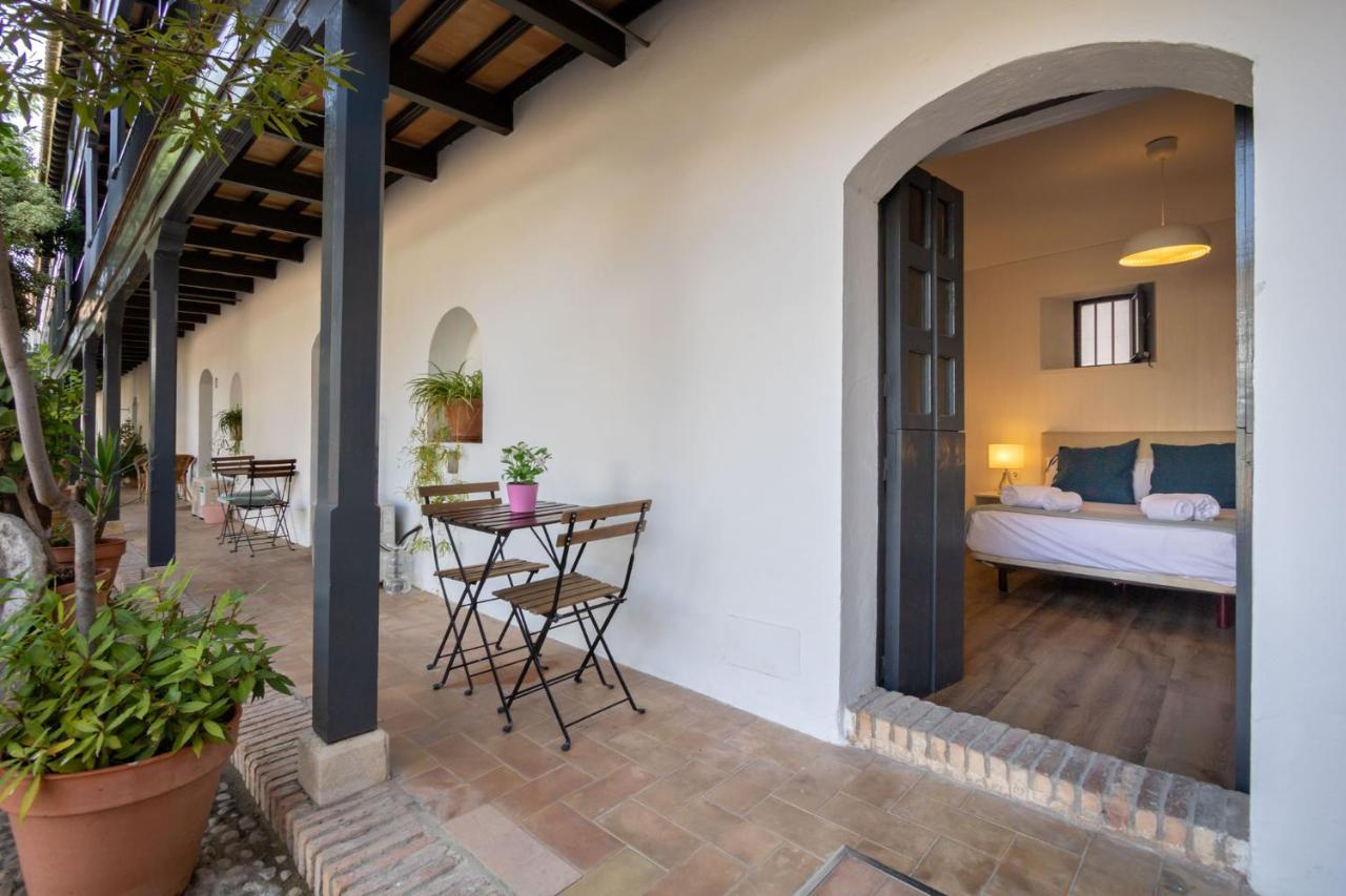 Conde Central Courtyard By Valcambre Sevilla Bagian luar foto
