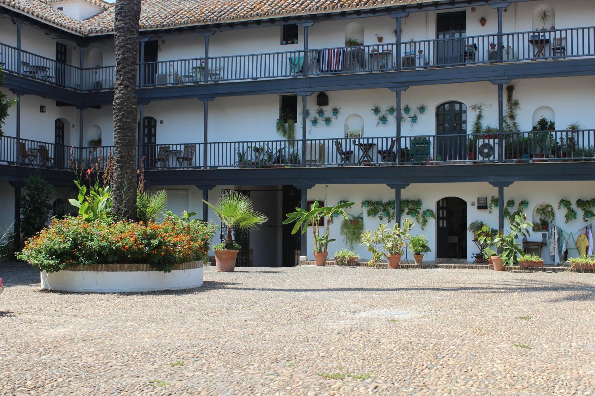 Conde Central Courtyard By Valcambre Sevilla Bagian luar foto